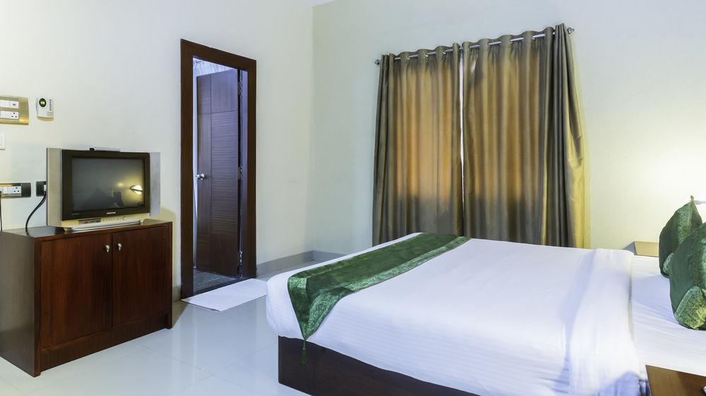 Oyo Townhouse 9 Hitech City حيدر أباد المظهر الخارجي الصورة