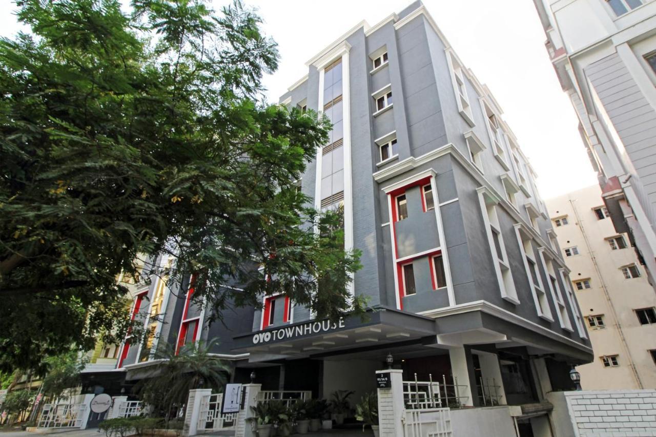 Oyo Townhouse 9 Hitech City حيدر أباد المظهر الخارجي الصورة