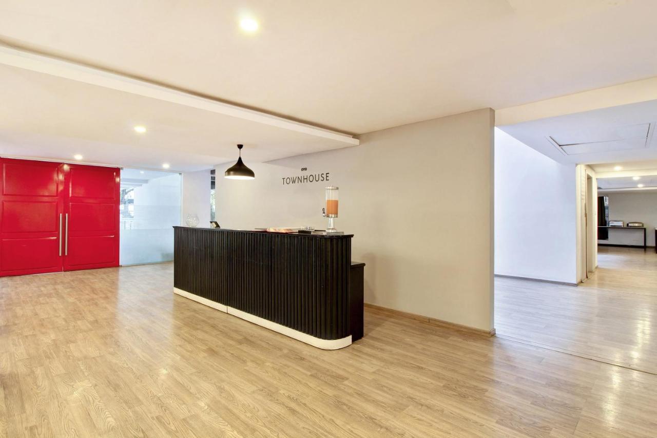 Oyo Townhouse 9 Hitech City حيدر أباد المظهر الخارجي الصورة