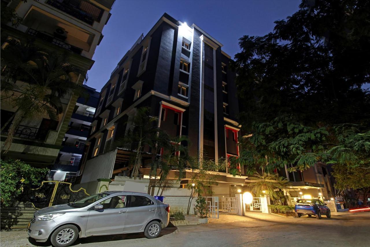 Oyo Townhouse 9 Hitech City حيدر أباد المظهر الخارجي الصورة